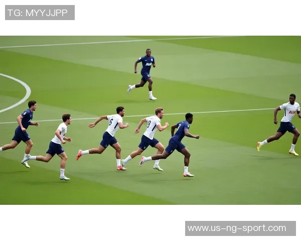 足球进球哨的背后故事与精彩瞬间揭秘球场上的激情与荣耀